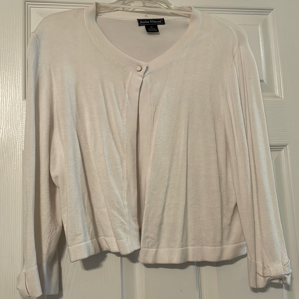 Jessica Howard cardigan XL white bow sleeve detail